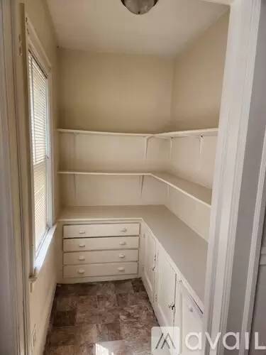 Main picture of 1217 S 30th St