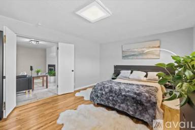 Main picture of 4908 Burton Ave SE