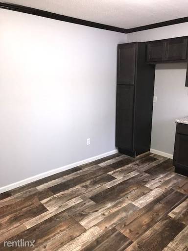 Main picture of 1070 Sophia St