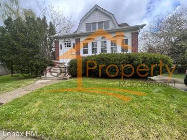 Main picture of 22534 Shakespeare Ave