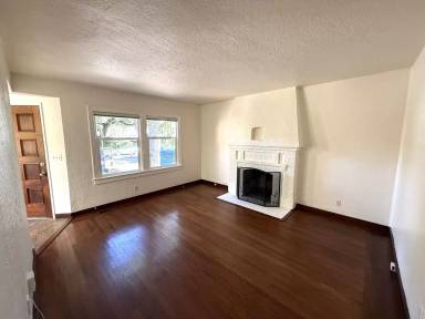 Main picture of 199 Tunstead Ave