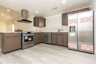 Main picture of 3000 Andre Ln