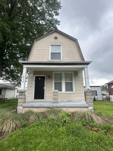 Main picture of 4974 Quincy St