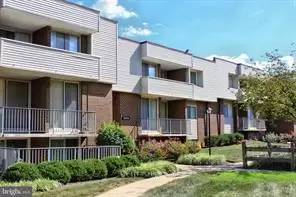 Main picture of 10216 Prince Pl