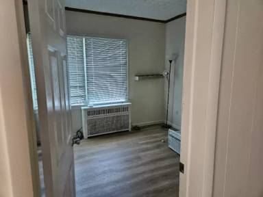 Main picture of 42 Highland Ave