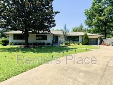 Main picture of 4051 E 46th Pl