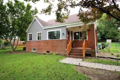 Main picture of 10813 Woodhaven Dr