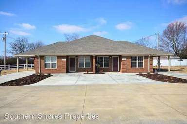 Main picture of 103 Stonehedge Dr