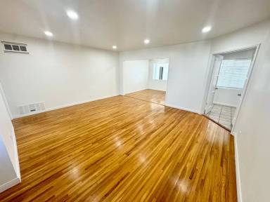 Main picture of 1901 Fernbank Ave