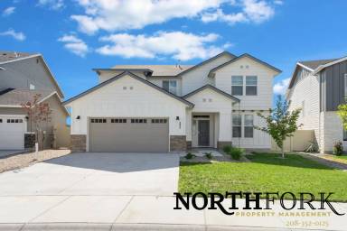 Main picture of 377 S Iceberg Lake Ave