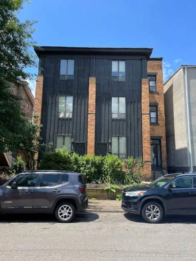 Main picture of 706 Summerlea St
