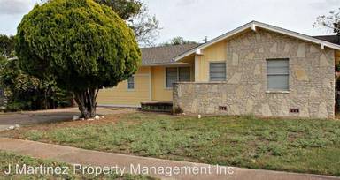 Main picture of 1109 S 21st St