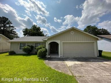 Main picture of 307 Lakeview Dr