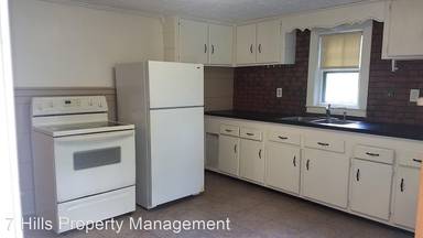 Main picture of 9 Isleboro St