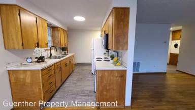 Main picture of 4111 N Howard St