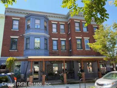 Main picture of 1839 1st St NW