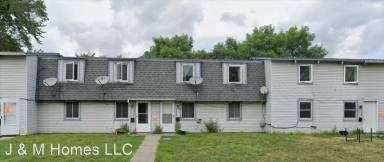 Main picture of 233 26th Ave NE