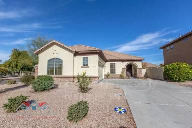 Main picture of 2968 E Palmdale Ln