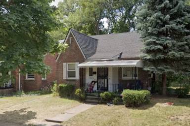 Main picture of 15883 Cruse St