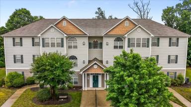 Main picture of 6113 Hedgecock Cir