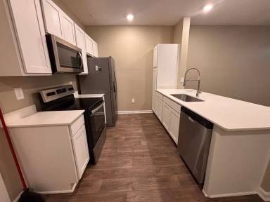 Main picture of 903 Rivertree Pl