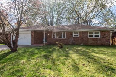Main picture of 3317 S Jefferson Ave