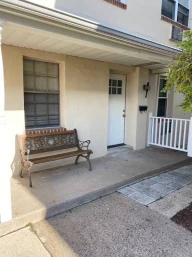 Main picture of 310 Rutledge Ave