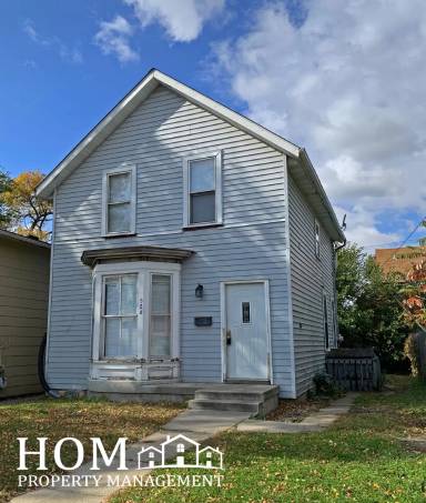 Main picture of 526 N 2nd St