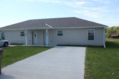 Main picture of 227 Grand St