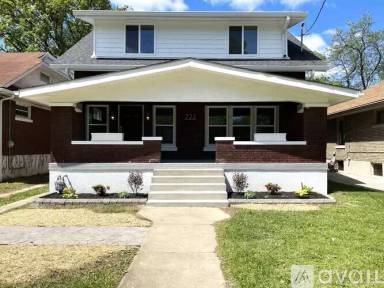 Main picture of 722 S 40th St