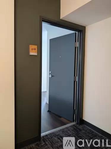 Main picture of 425 23rd Ave S