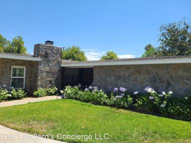 Main picture of 1932 Bronson Way