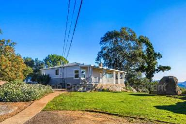 Main picture of 2823 Polk Rd