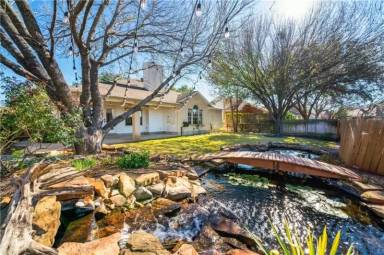 Main picture of 2617 Goldfinch Dr