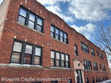 Main picture of 917 W 58th St