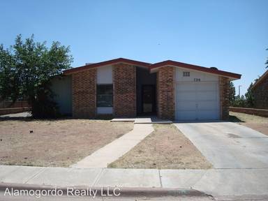 Main picture of 720 Dooley St