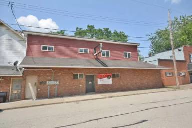 Main picture of 219 North Ave
