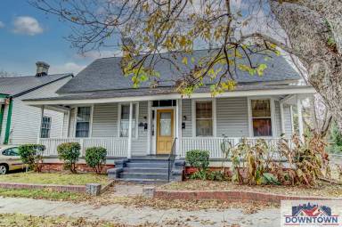 Main picture of 515 3rd St