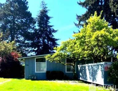 Main picture of 506 122nd St S