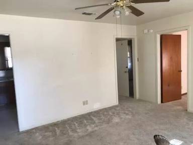 Main picture of 3356 Russell Ave