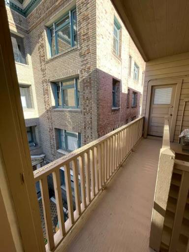 Main picture of 1546 Alice St