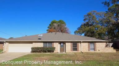 Main picture of 405 Hollyoak Dr