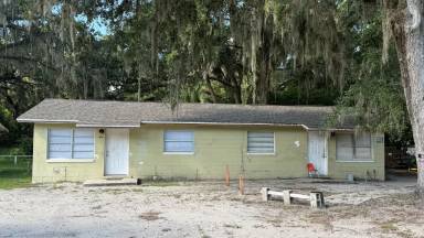Main picture of 404 Peters St