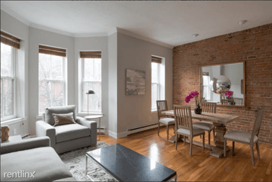 Main picture of 215 W Canton St