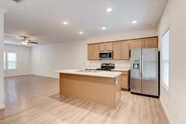 Main picture of 432 E Norton Rd