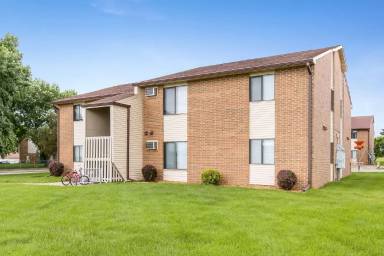 Main picture of 1127 S Linn St