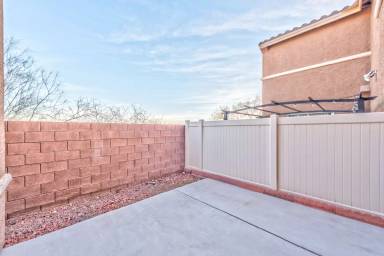 Main picture of 9304 Pokeweed Ct