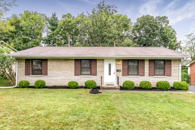 Main picture of 135 Tartan Dr