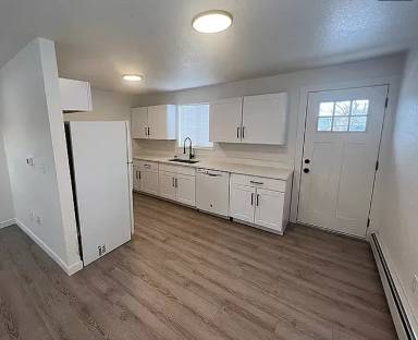 Main picture of 4639 Otis St
