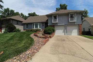 Main picture of 9913 Perry Dr